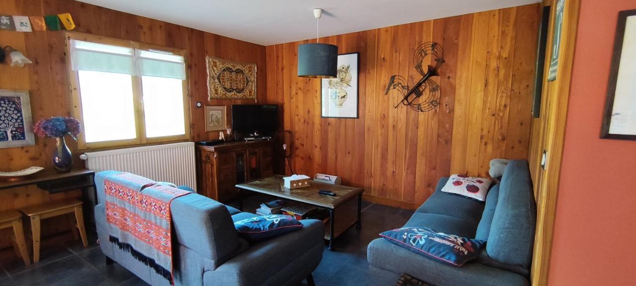 Maison D'Hotes Le Shorten Heches Buitenkant foto