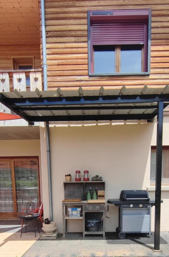 Maison D'Hotes Le Shorten Heches Buitenkant foto